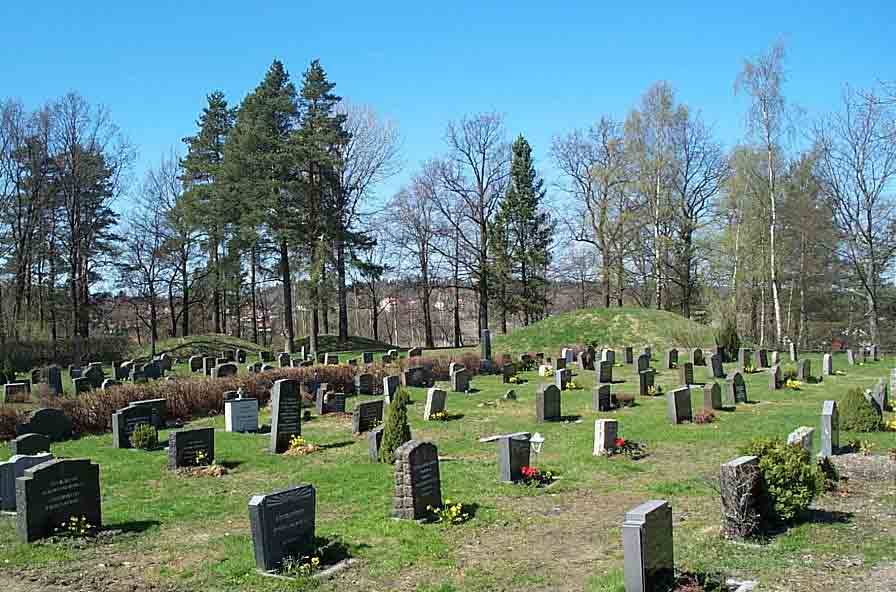 Slagen Church yard